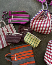 Load image into Gallery viewer, Dos Ombré  - Big Bengali Bag 007