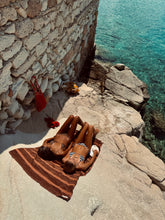 Load image into Gallery viewer, KØBN - Umber Beach / Bath Towel